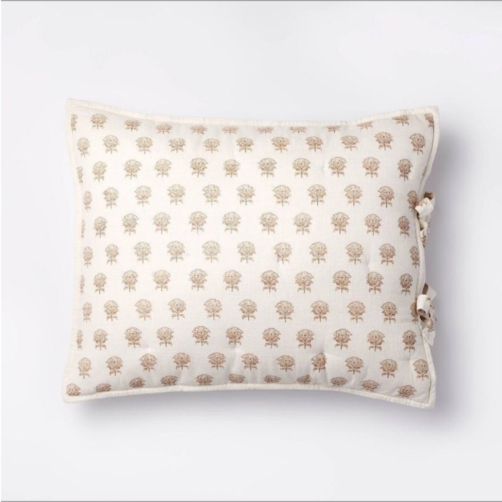 Standard Lofty Cotton Slub Woodblock Print Floral Sham – Threshold Studio McGee